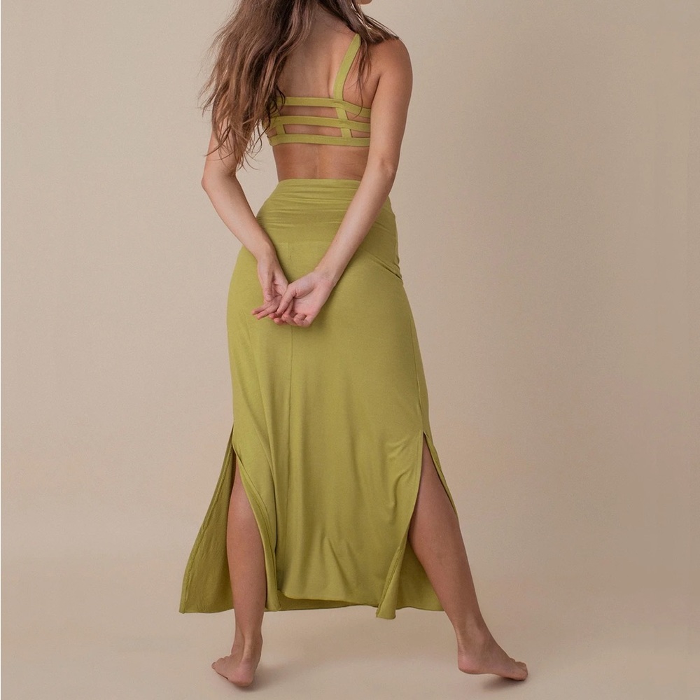 NWT Indigo Luna Layla midi skirt in grass size M/L